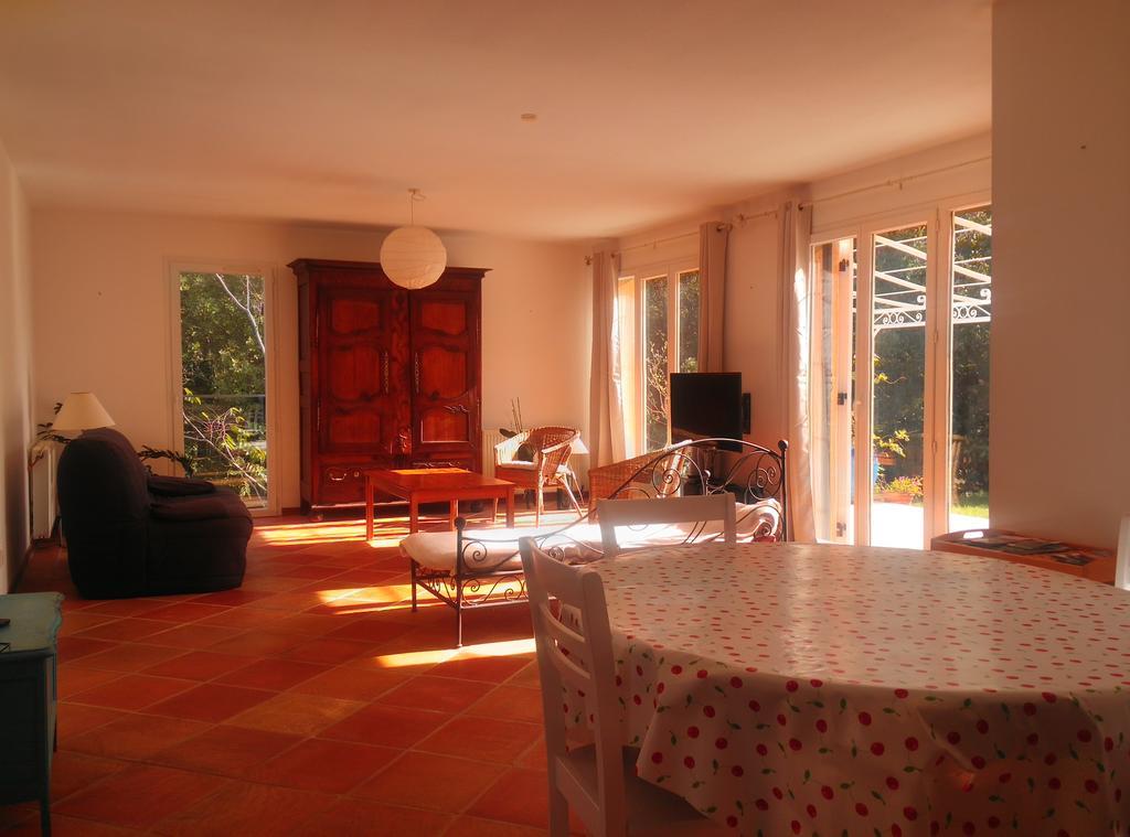 Villa Entre Nimes Et Arles Bellegarde  Esterno foto