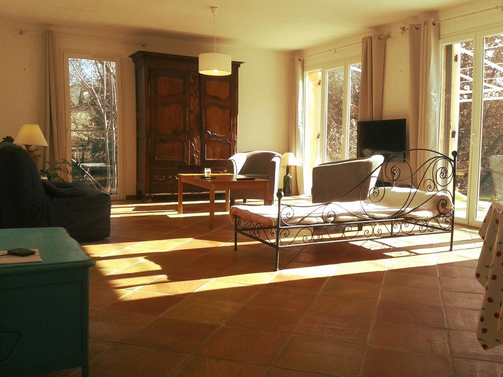 Villa Entre Nimes Et Arles Bellegarde  Esterno foto